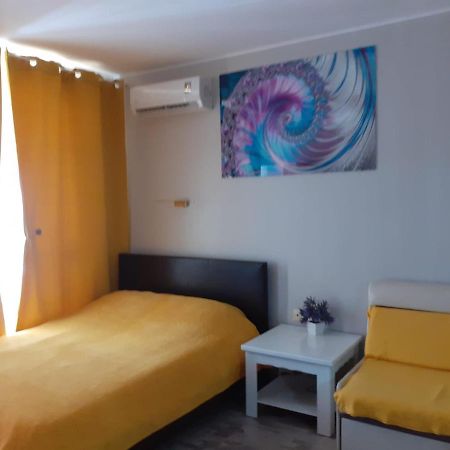 Parus-2-Studio Pomorie Exterior photo